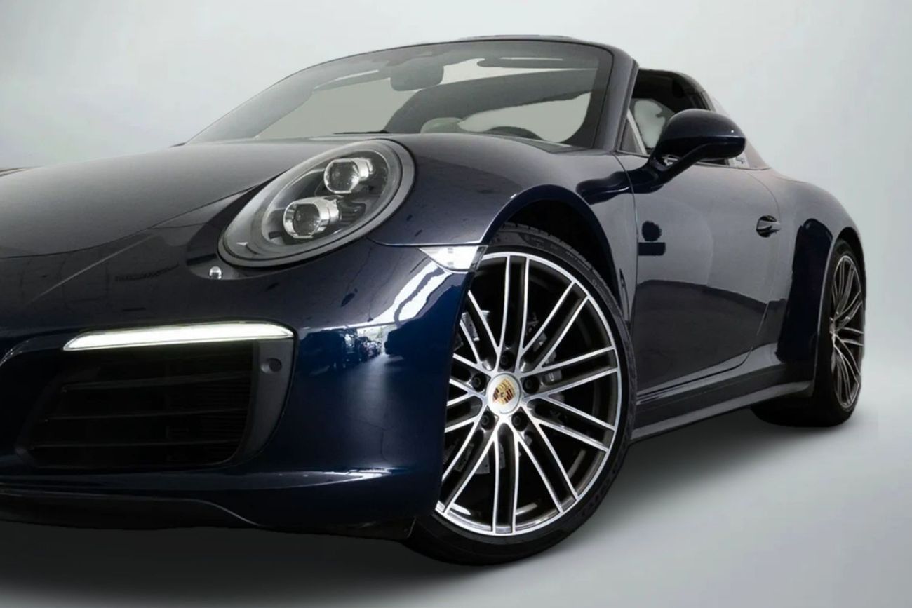 Porsche 911 Targa 4 3.4L Targa 4 3.0L