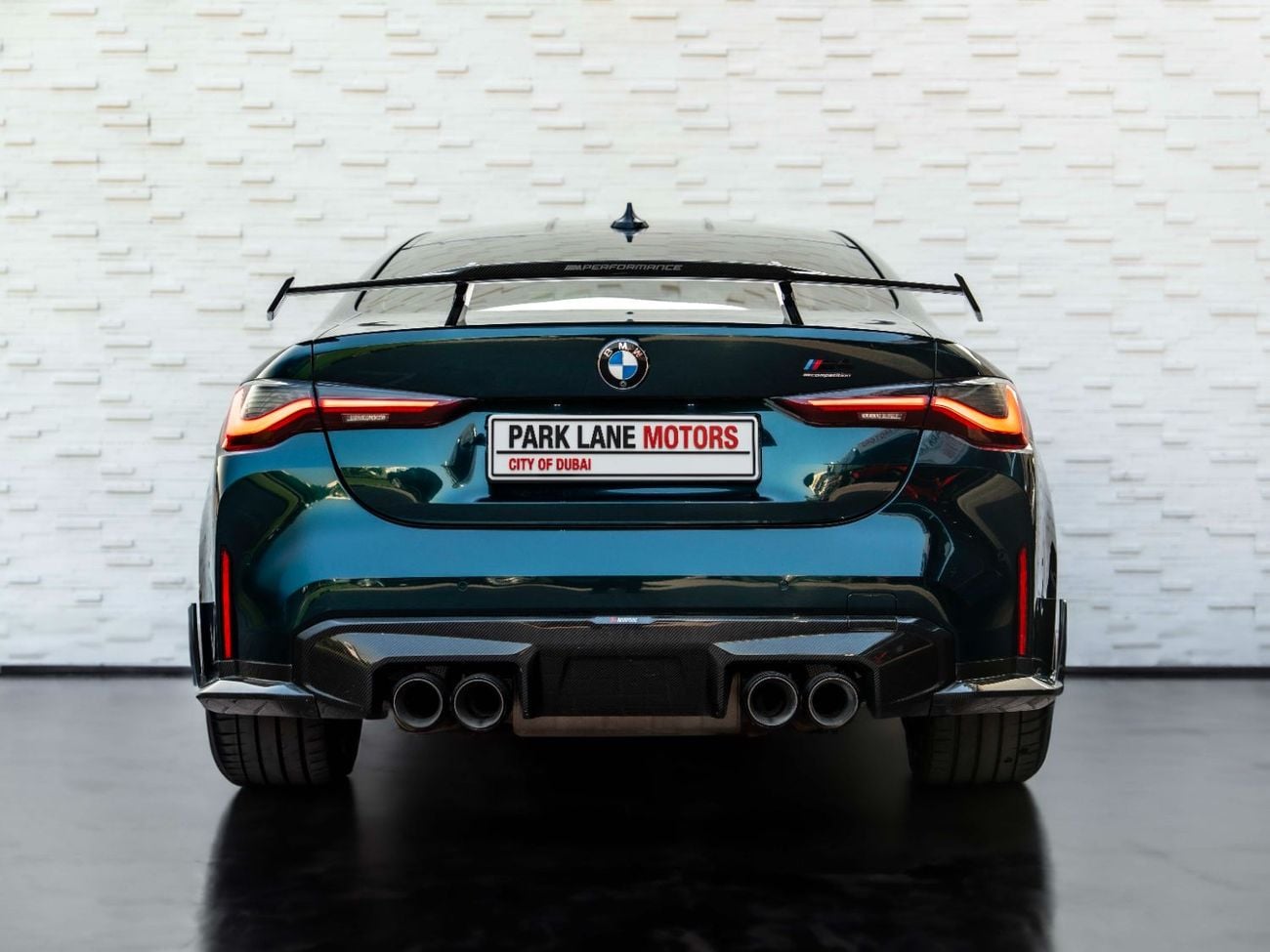 BMW M4 COMPETITION