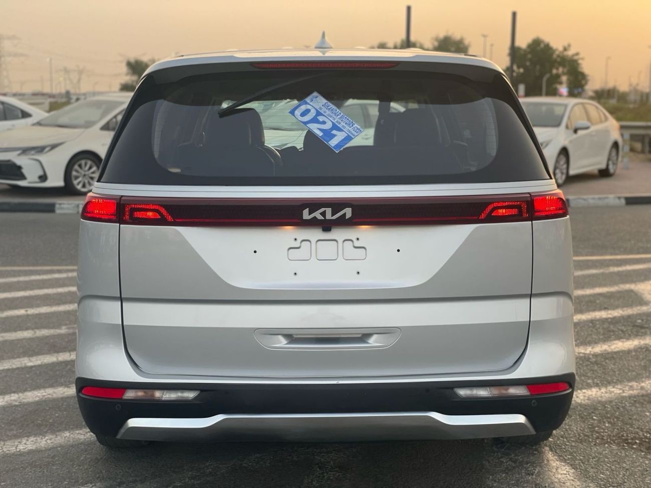 كيا كارنيفال 