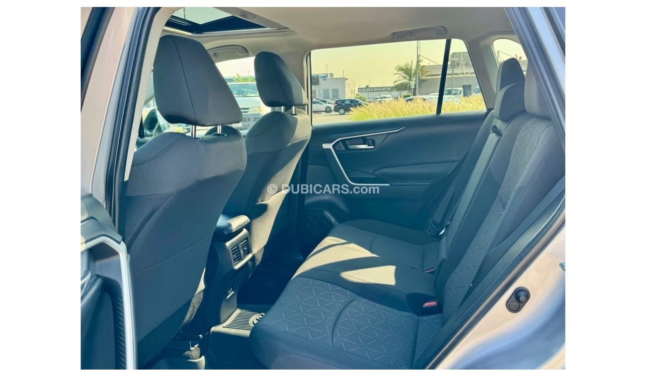 Toyota RAV4 2021 XLE EV HYBRID ENGINE SUNROOF 4x4 USA IMPORTED