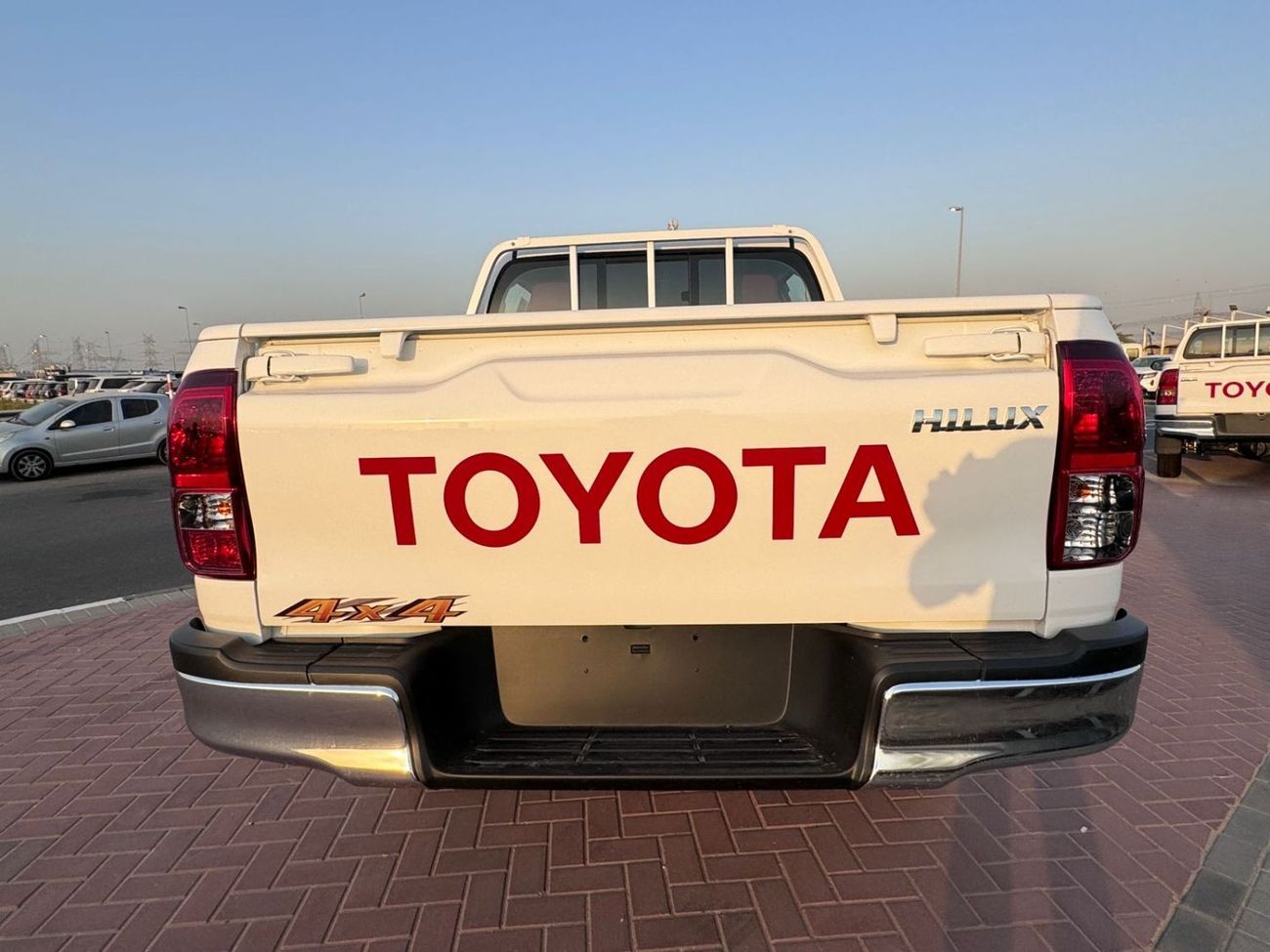 تويوتا هيلوكس Toyota Hilux 4x4 LZ AT