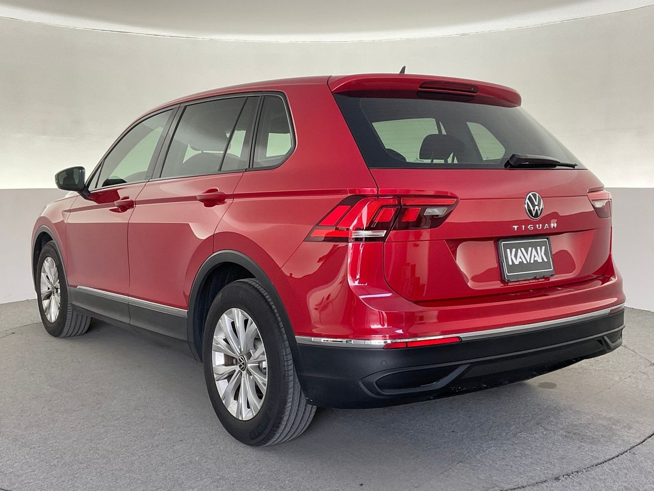 فولكس واجن تيجوان Trend | شامل الضمان | 0 ﺪﻔﻋﺓ ﺃﻮﻟﻯ