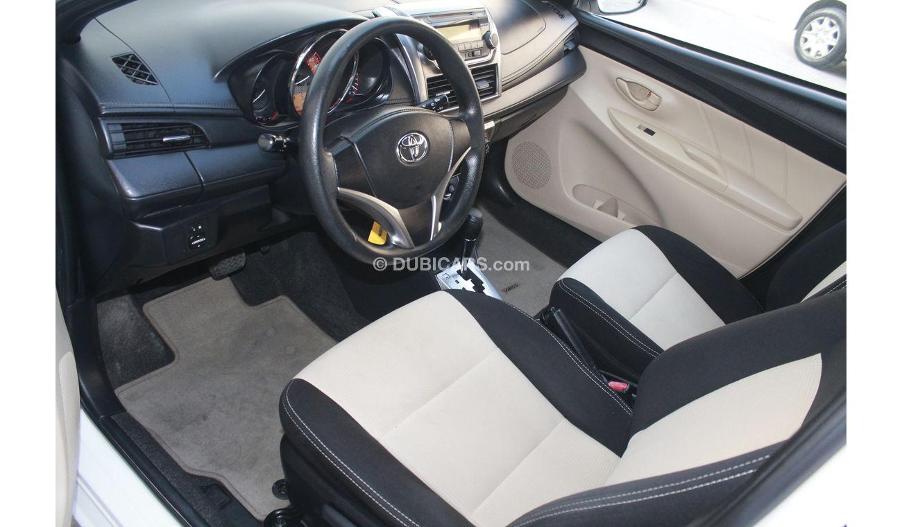 Toyota Yaris 1.3L SE 2015 MODEL WITH WARRANTY