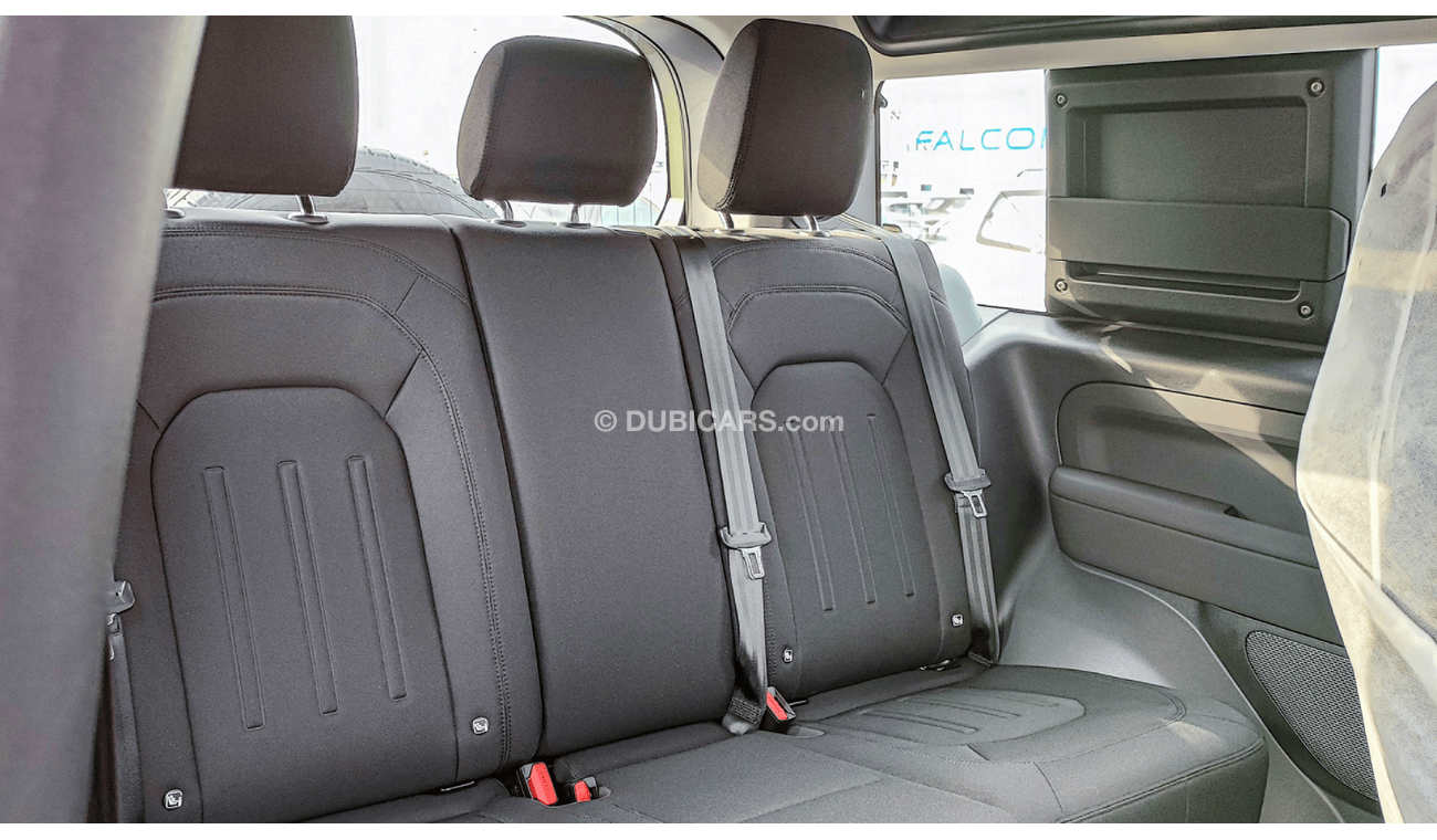 Land Rover Defender Land Rover ModelDefender TypeSuv Year2022 TransmissionAutomatic CylindersV6 FuelPetrol