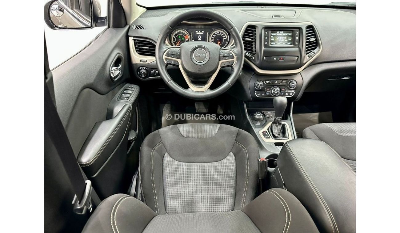 Jeep Cherokee 2016 Jeep Cherokee Longitude, Warranty, Low Kms, Excellent Condition, GCC