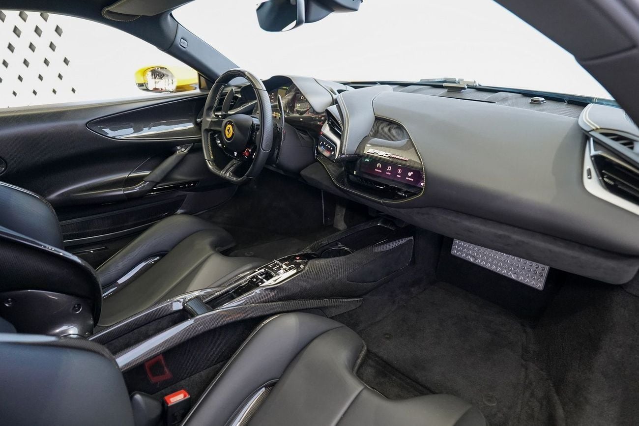 فيراري SF90 ستراديل STRADALE
