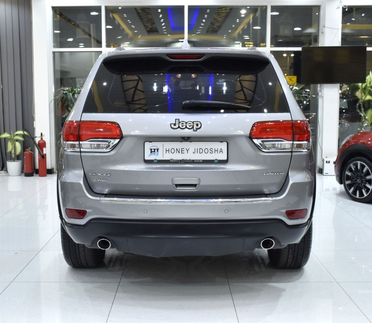 Jeep Grand Cherokee EXCELLENT DEAL for our Jeep Grand Cherokee Limited 4x4 ( 2015 Model ) in Silver Color GCC Specs