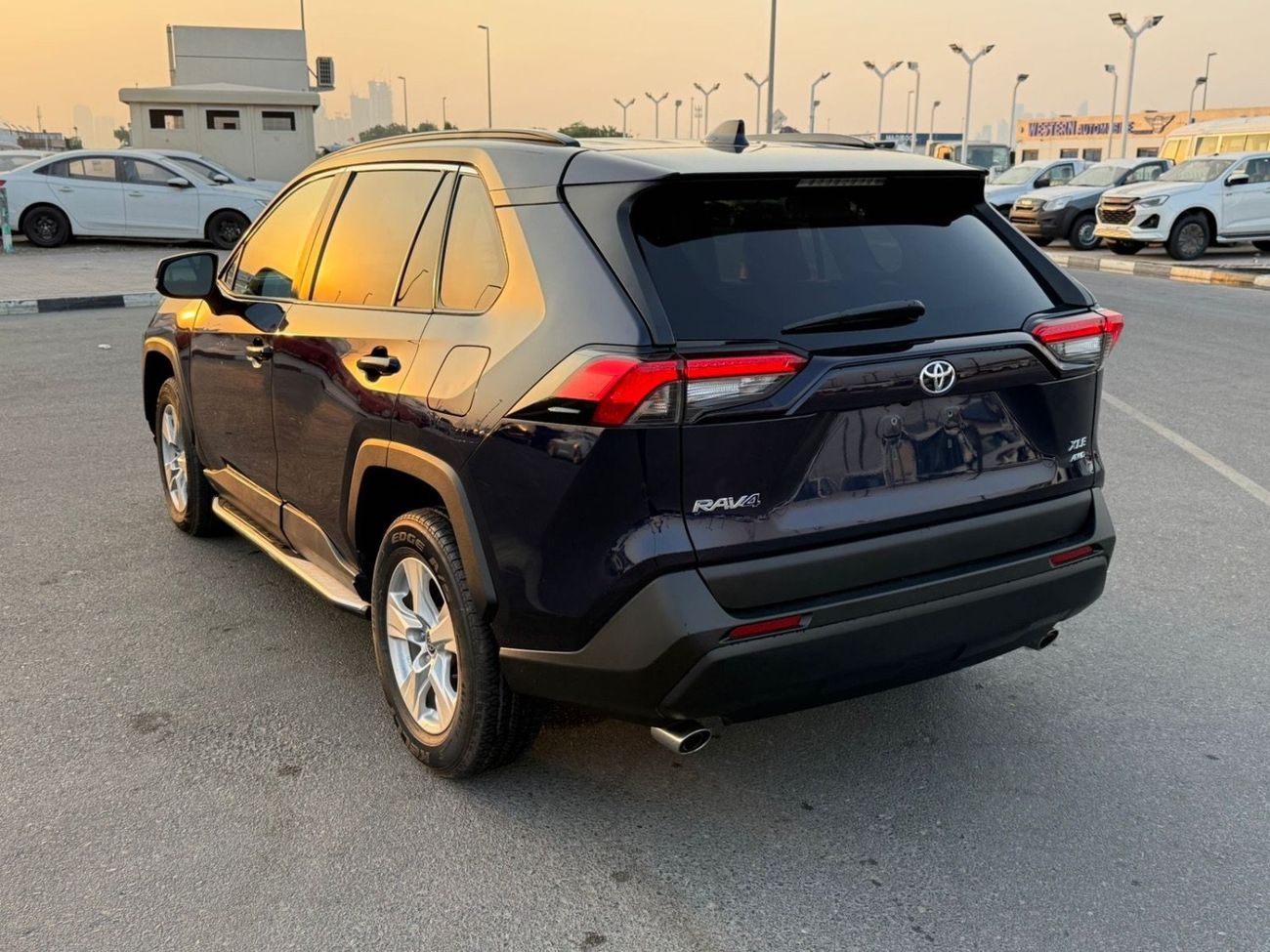 تويوتا راف ٤ 2021 TOYOTA RAV4 XLE 4x4 IMPORTED FROM USA