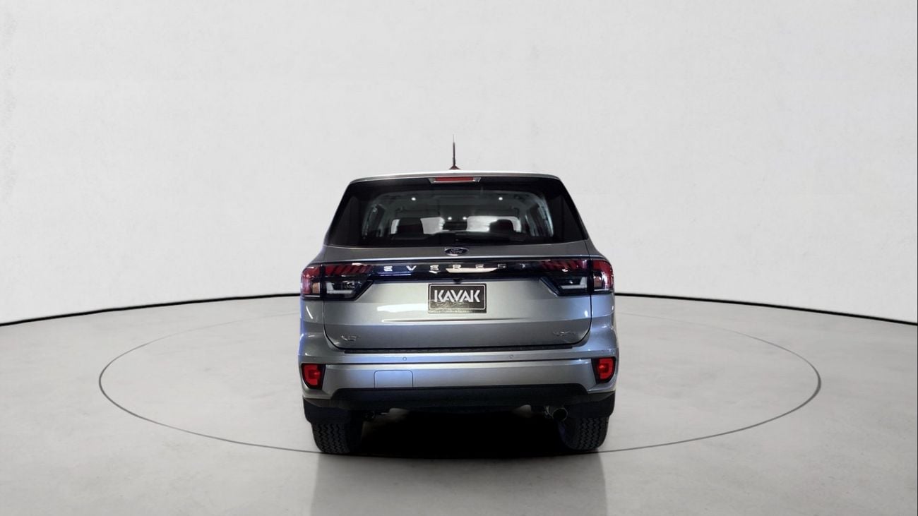 Ford Everest XLT | Guaranteed Warranty | 0 Down Payment