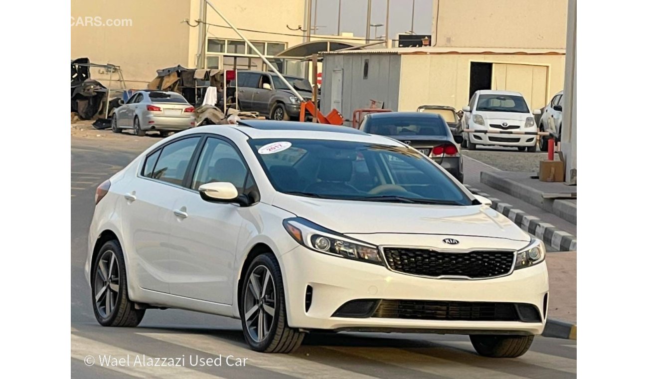 Kia Cerato Kia Cerato 2017 Gulf Full Option The car is completely accident free The car is very clean inside an