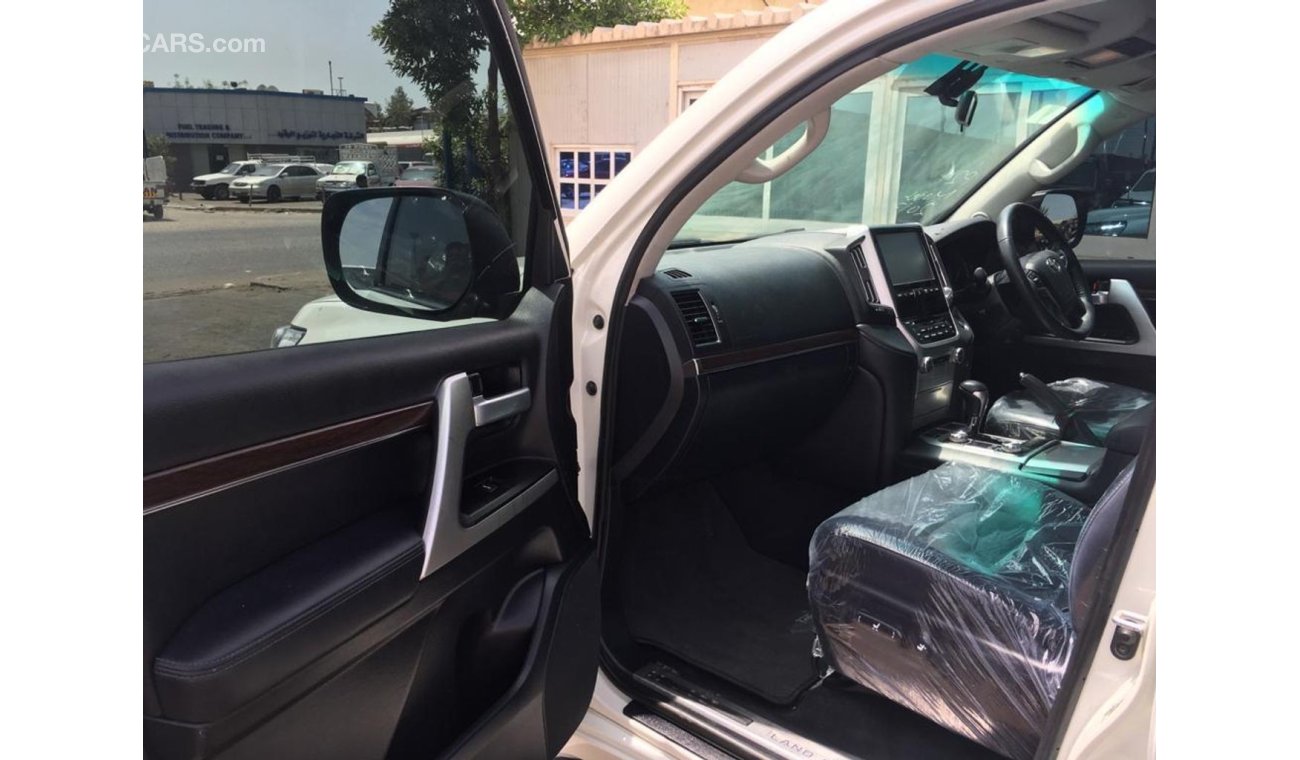 Toyota Hilux VIGO Top car Right Hand Drive