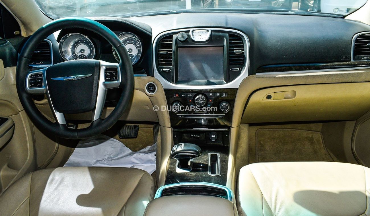 كرايسلر 300