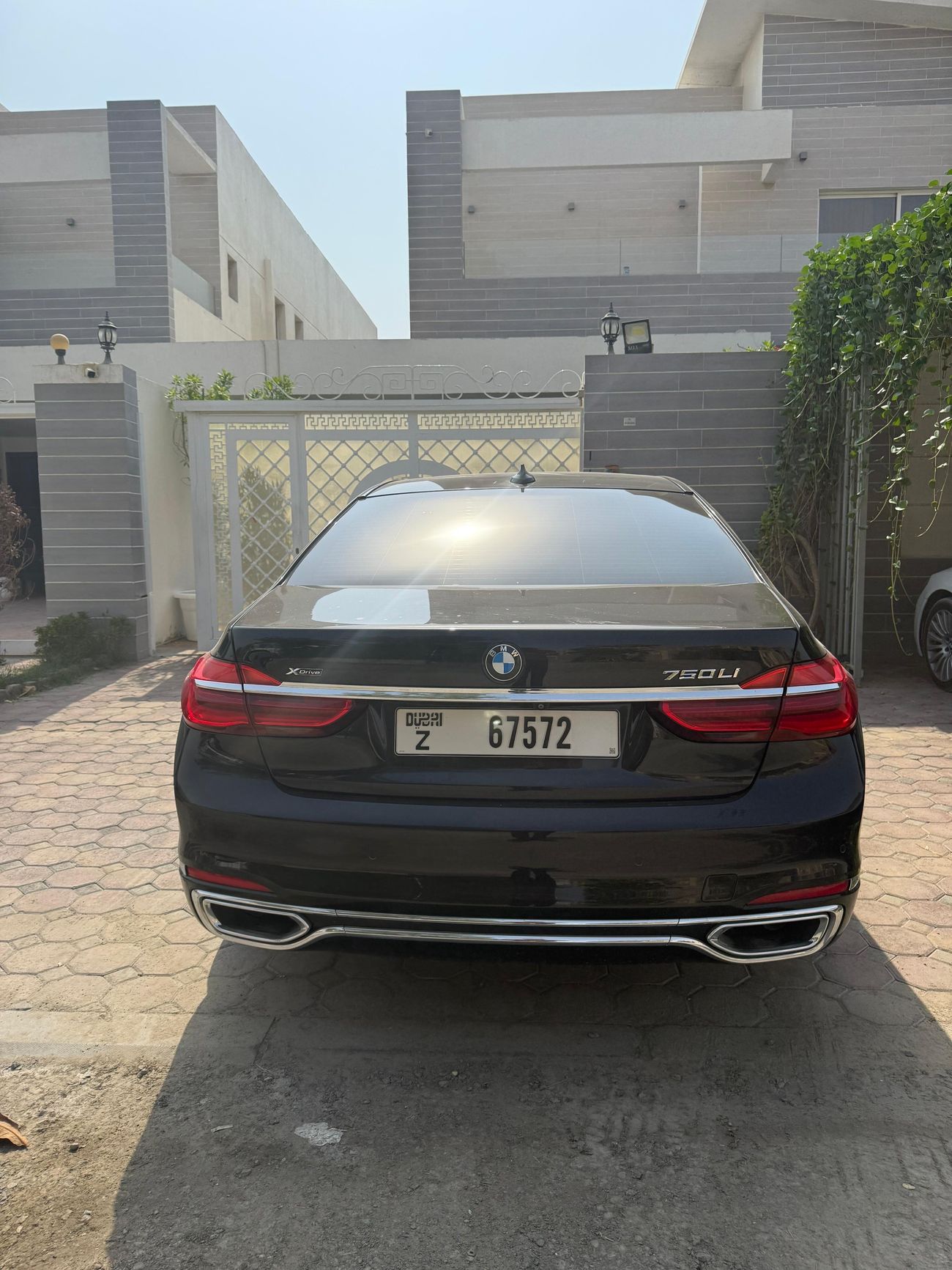 بي أم دبليو 750Li