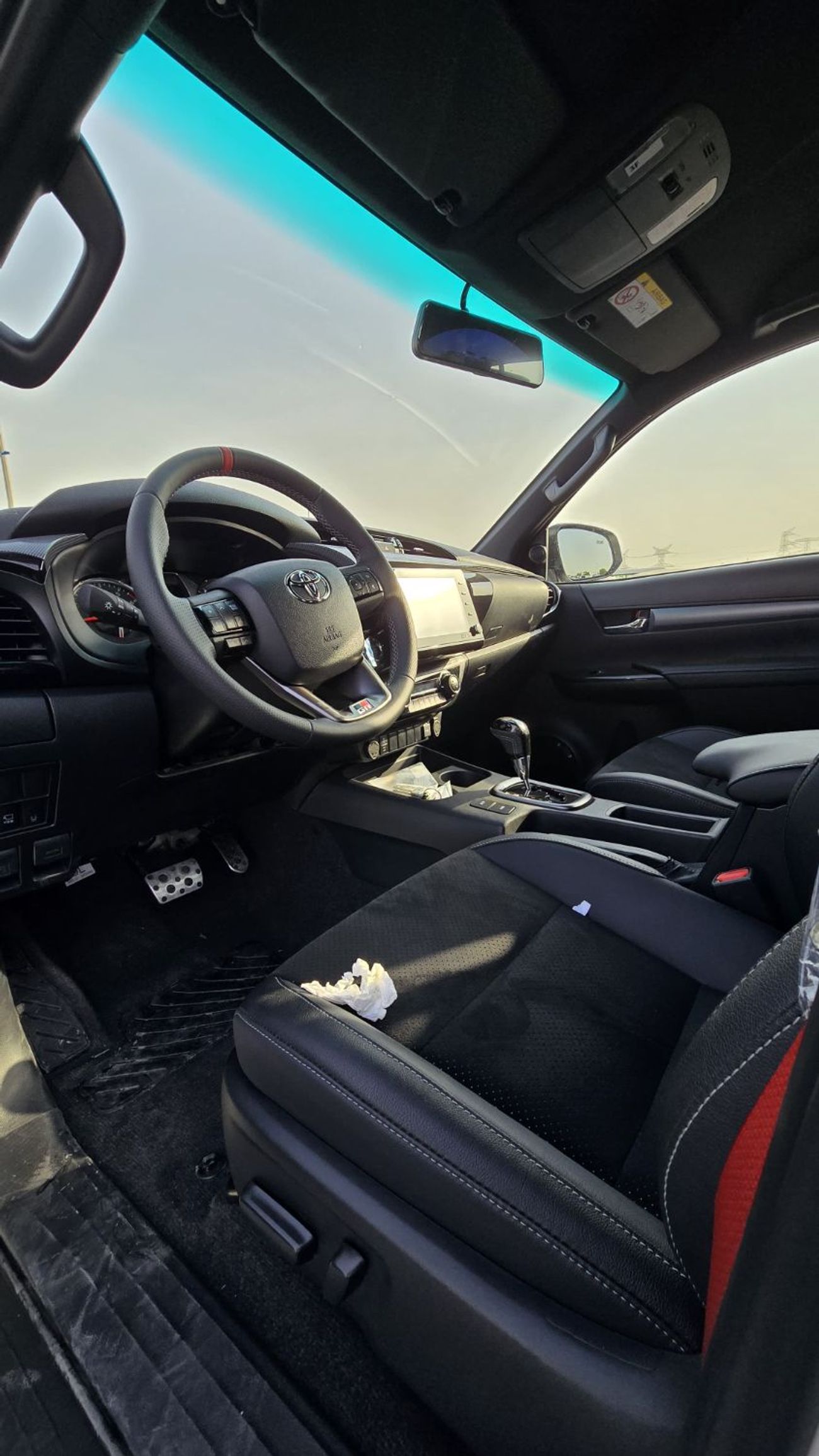 تويوتا هيلوكس GR Sport 4.0L