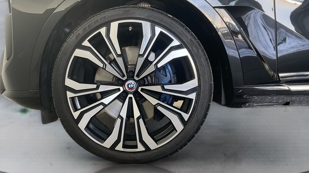 بي أم دبليو X7 40i Luxury M Sport | شامل الضمان | 0 ﺪﻔﻋﺓ ﺃﻮﻟﻯ