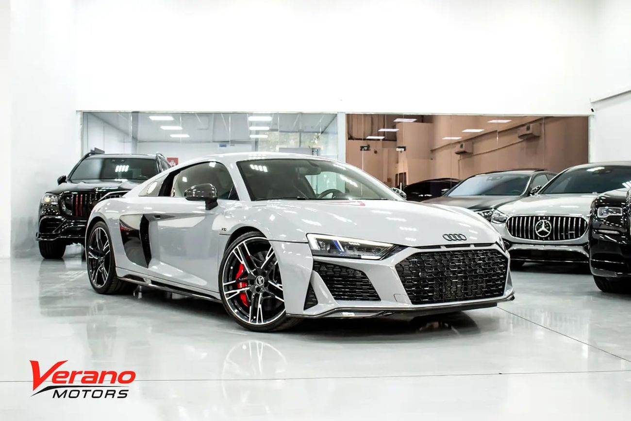 أودي R8 Performance | Nardo Grey | Carbon Package | Warranty Service Contract