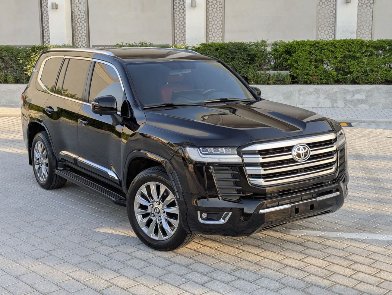 Toyota Land Cruiser  4.0L Completely Modified Exteriorly & Interiorly to 2025 model Year V6 1GR Petrol Engine Automat