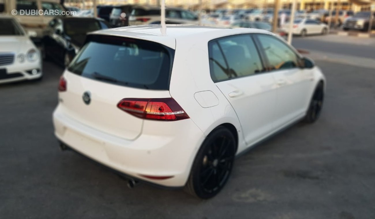 Volkswagen Golf Golf GTI model 2014 GCC car  prefect condition full option low mileage sun roof back camera big scre