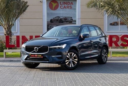فولفو XC 60 Volvo XC60 B5 Core 2023 GCC under Agency Warranty with Flexible Down-Payment.