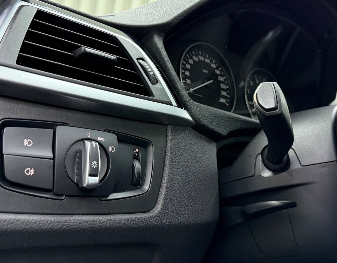 بي أم دبليو 420i Sport Line 2.0L