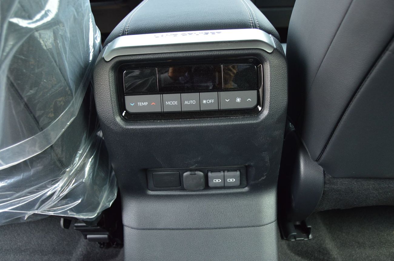 Toyota Land Cruiser 2.4L Full option