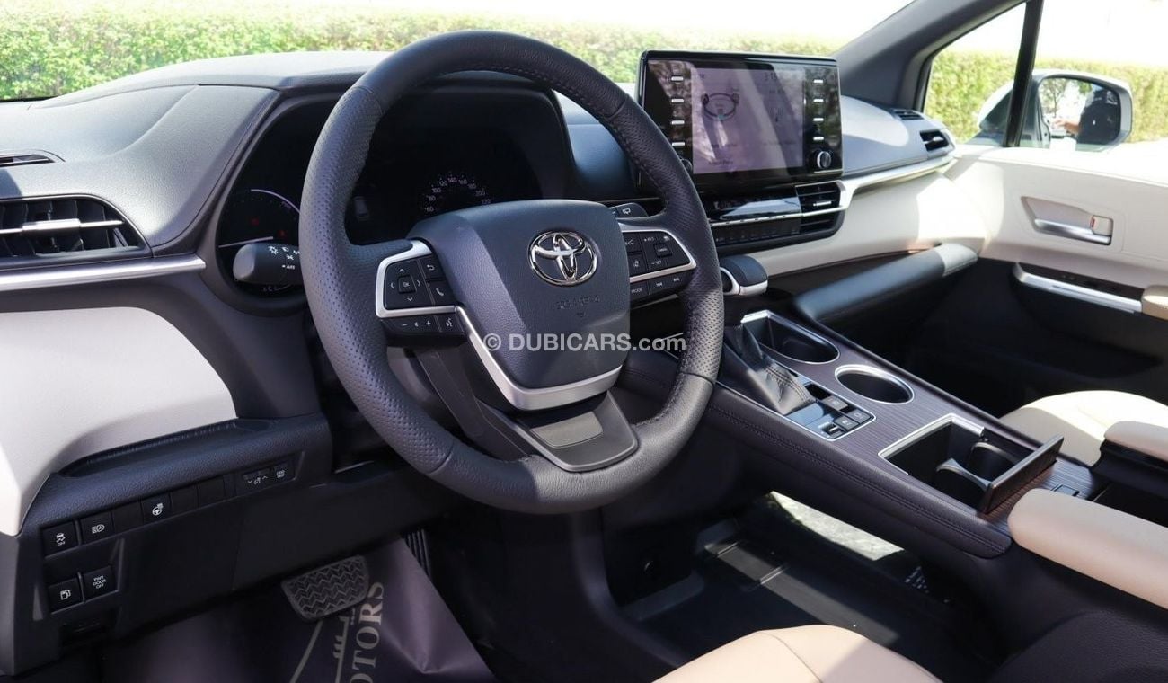 Toyota Sienna XLE Hybrid. Local Registration + 10%