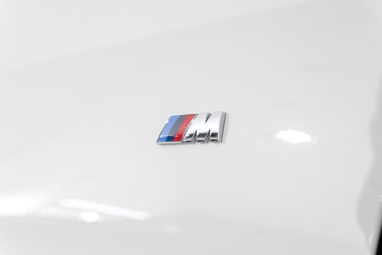 بي أم دبليو 330i M Sport 2.0L (255 HP)