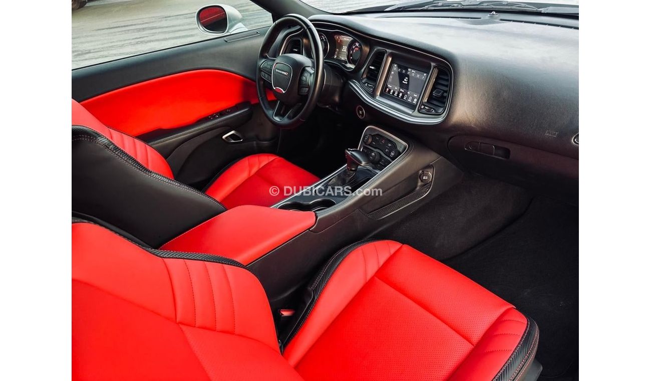 Dodge Challenger SXT For sale