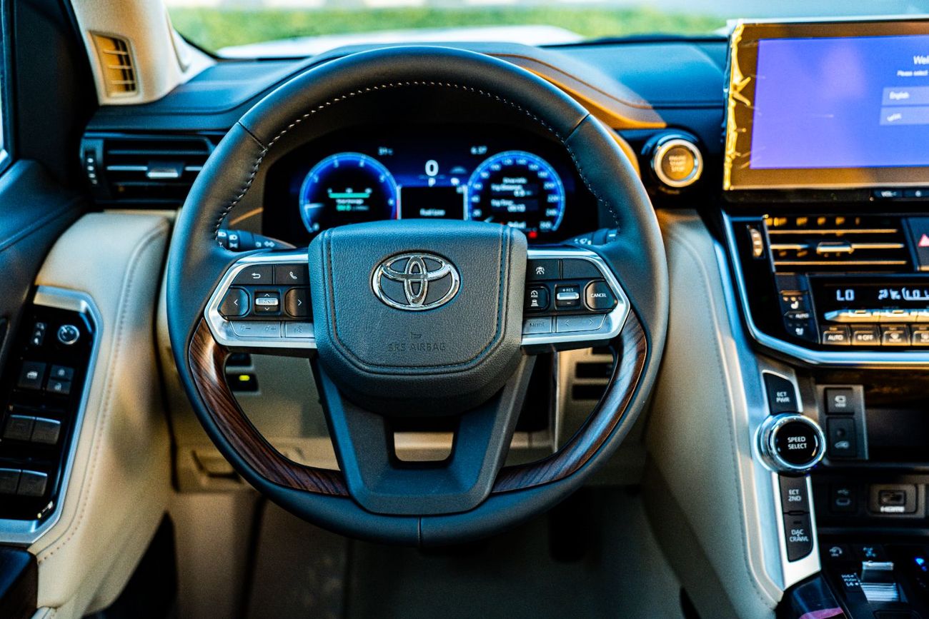 تويوتا لاند كروزر 2026 Toyota Land Cruiser LC300 VX  4.0L V6 petrol full-option