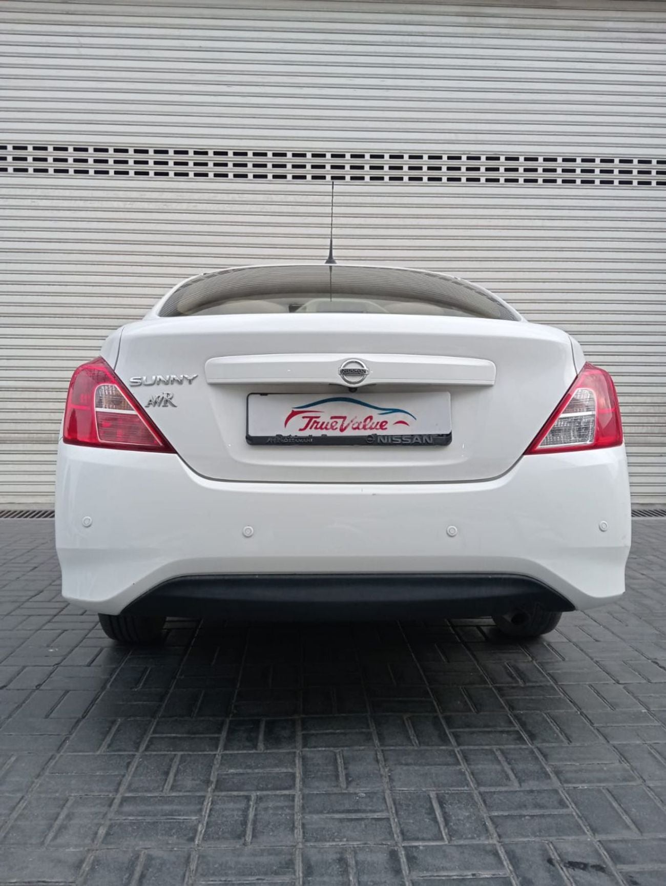 Nissan Sunny SV