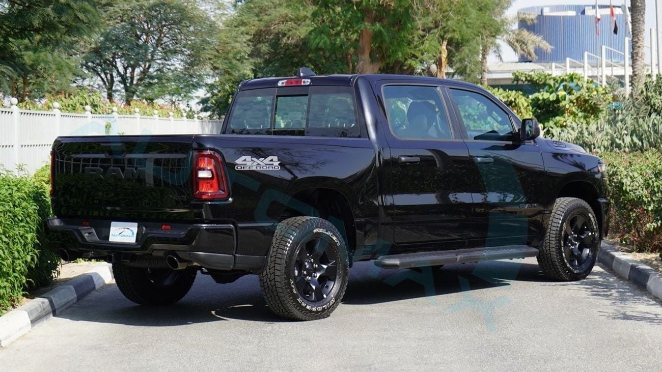 RAM 1500 (For Export , НА ЭКСПОРТ) PY 25/25 Tradesman Hurricane SO 3.0TT Crew Cab 4X4 GCC Без пробега