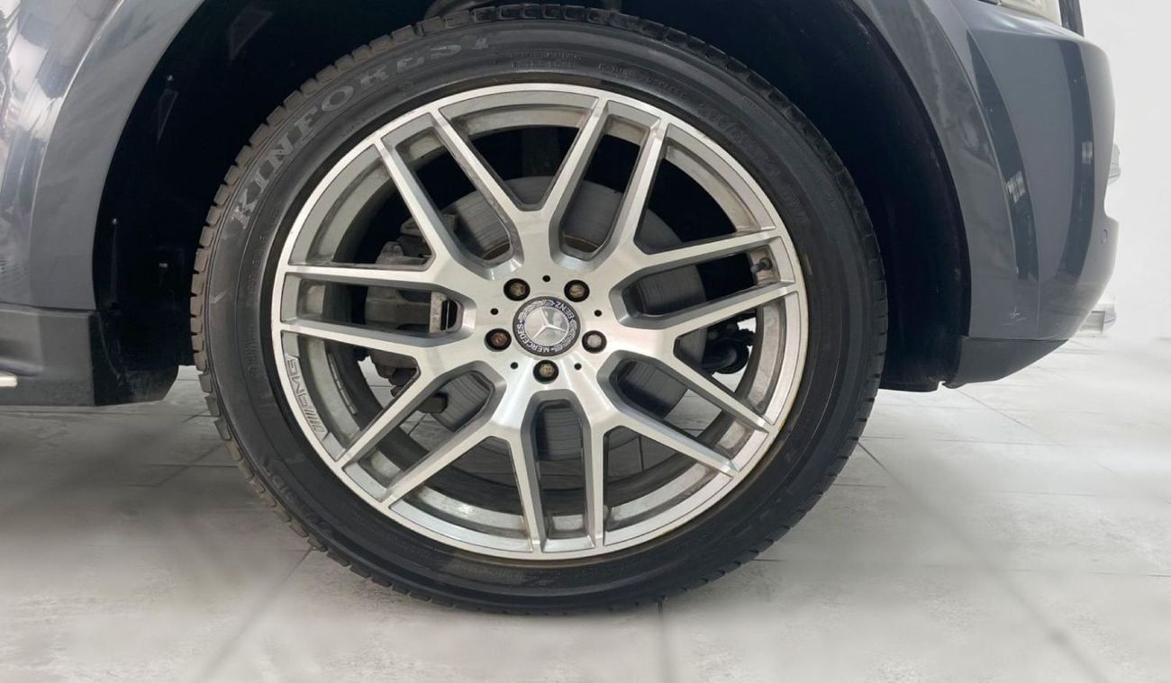 مرسيدس بنز GL 500 4.7L-8CYL-4 Matic - Full Option Excellent Condition GCC Specs