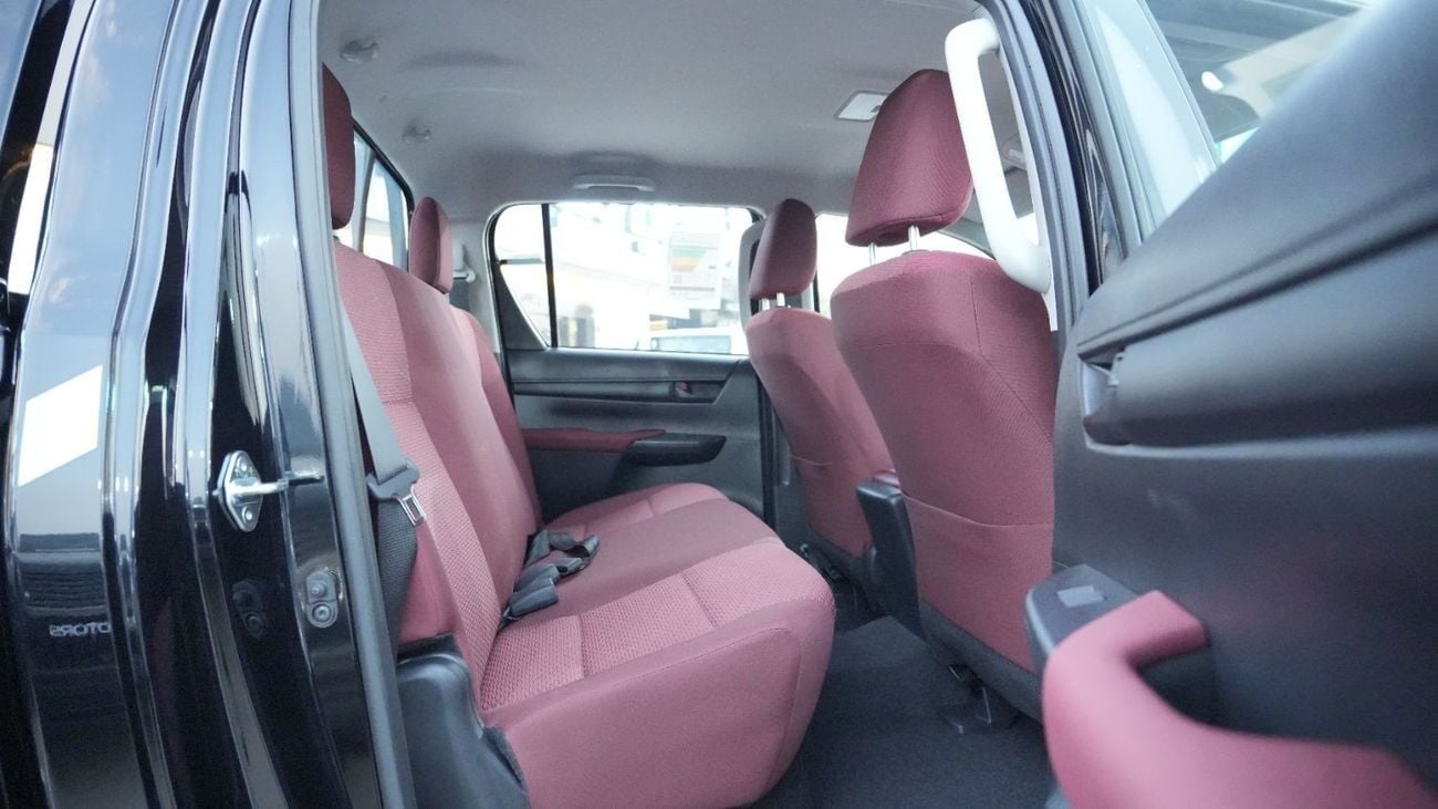 تويوتا هيلوكس GLX 2.7L Double Cab Utility 4WD A/T 2025MY EXPORT PRICE