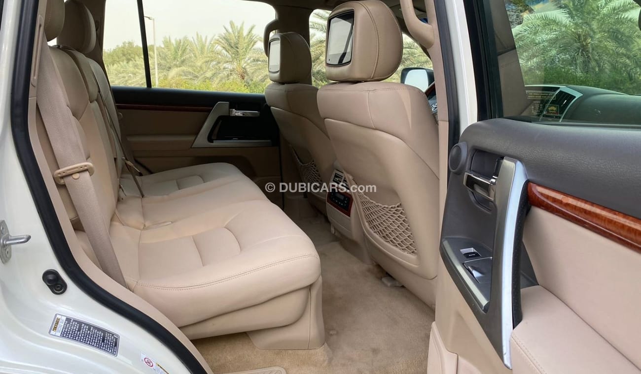 Toyota Land Cruiser VXR