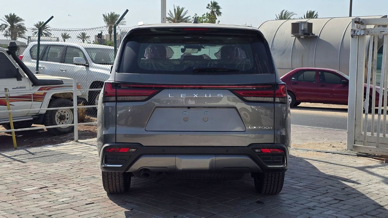 لكزس LX 600 2026 Lexus LX700h Signature 3.5L AT Hybrid (Gray) 5 Seats