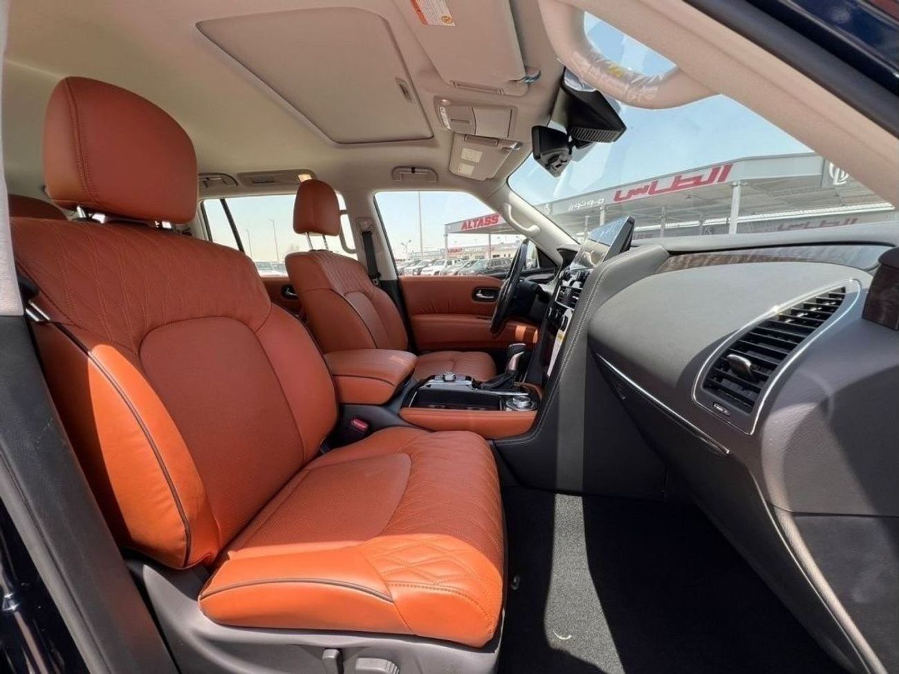 Nissan Patrol Patrol Platinum 4.0L 2023 Fully options (EXPORT ONLY)