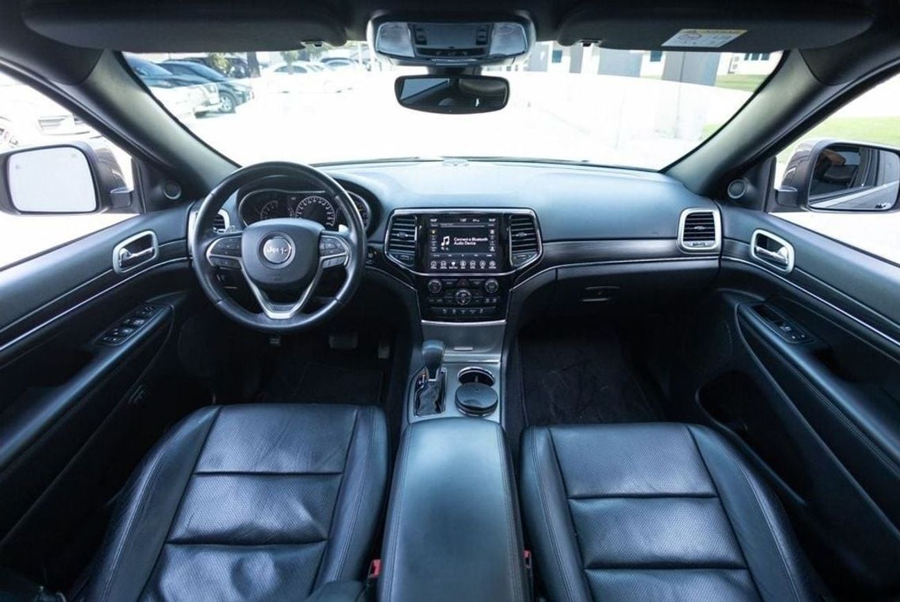 جيب جراند شيروكي Limited 3.6L Jeep Grand Cherokee Limited 2019 GCC under Warranty with Flexible Down-Payment.