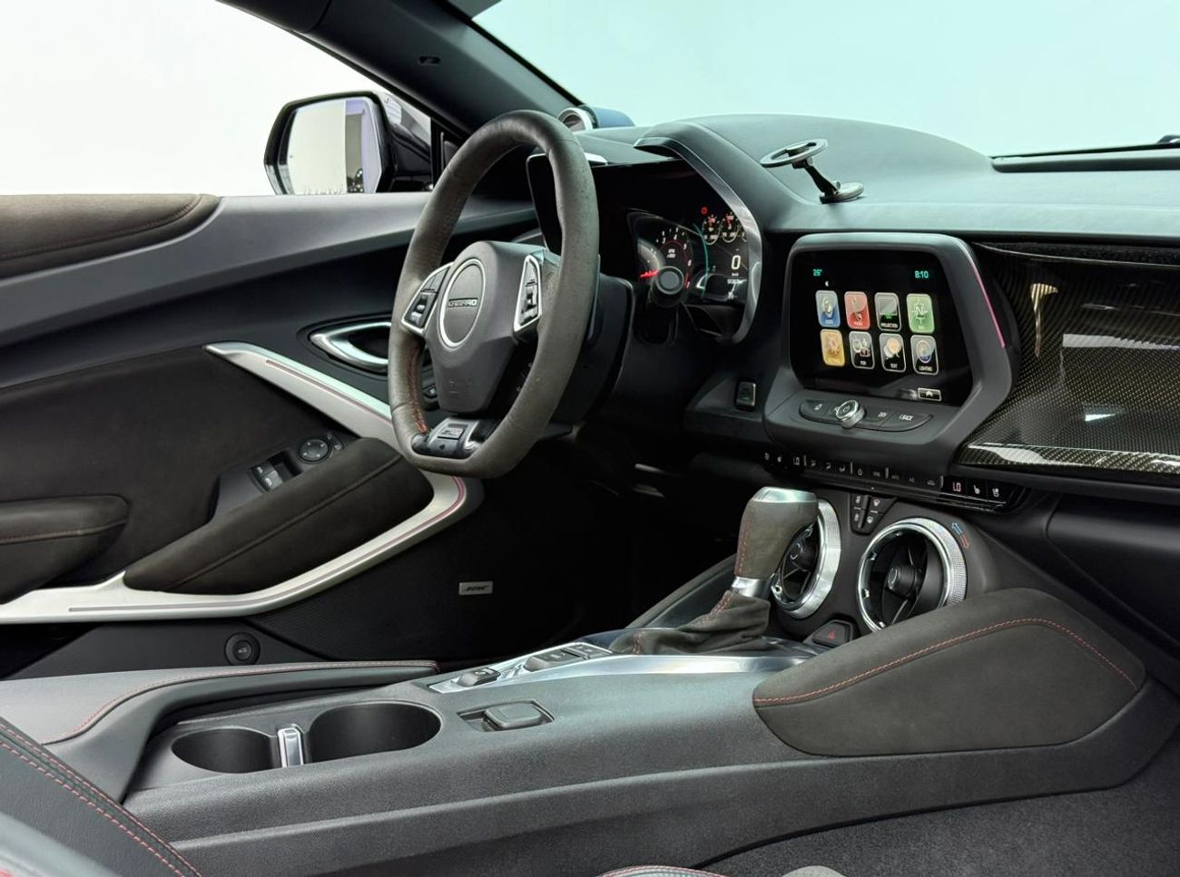 شيفروليه كامارو ZL1 6.2L 2018 Chevrolet Camaro ZL1 ,Service History, Excellent Condition ,GCC