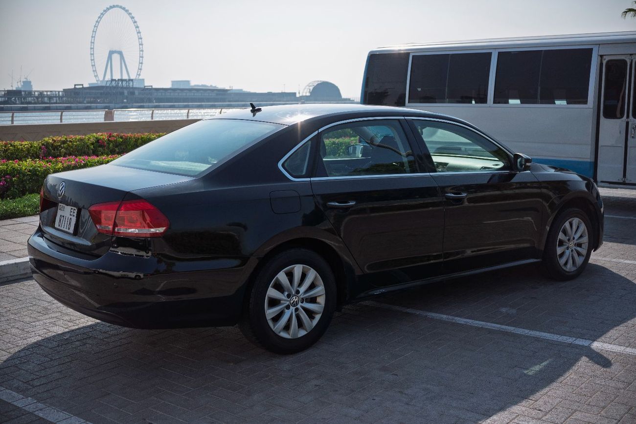 Volkswagen Passat SE 2.5L GCC
