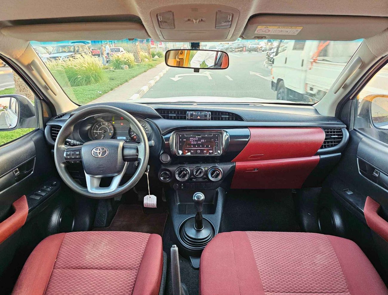 تويوتا هيلوكس / DIESEL/ 4WD/ MANUAL/ AUTO WINDOWS/ LOW MILEAGE/ LOT# 55628