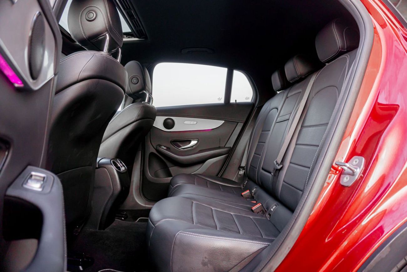 Mercedes-Benz GLC 300 Coupe 2.0L