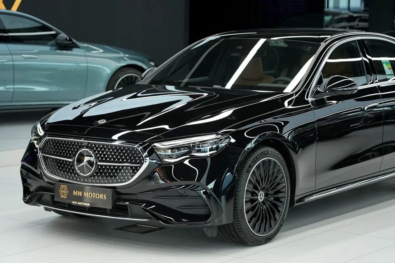 Mercedes Benz E300 E 300 | GCC 0km | Agency Warranty | AMG Package