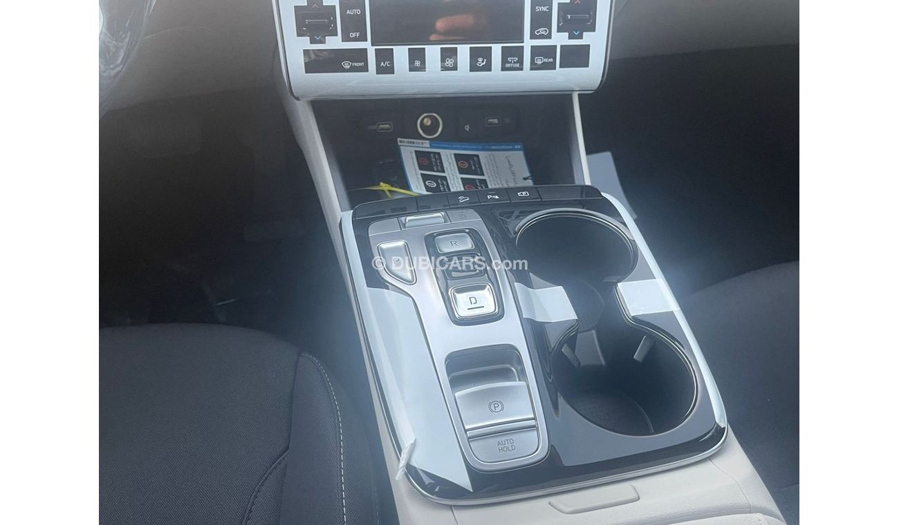 Hyundai Tucson 1.6 with sunroof