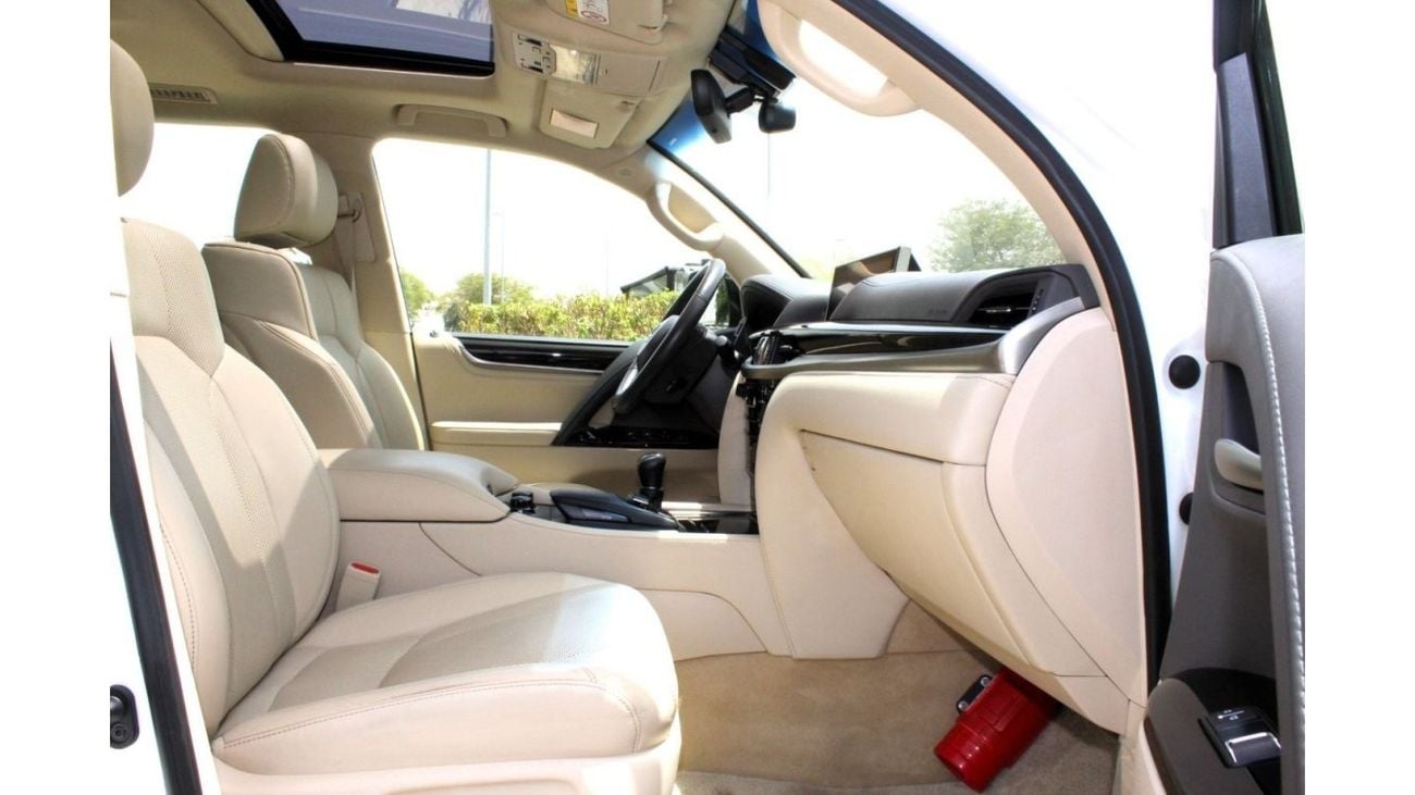 Lexus LX 570 Platinum LEXUS LX570 2020 GCC LOW MILEAGE WITH AGENCY SERVICE IN MINT CONDITION