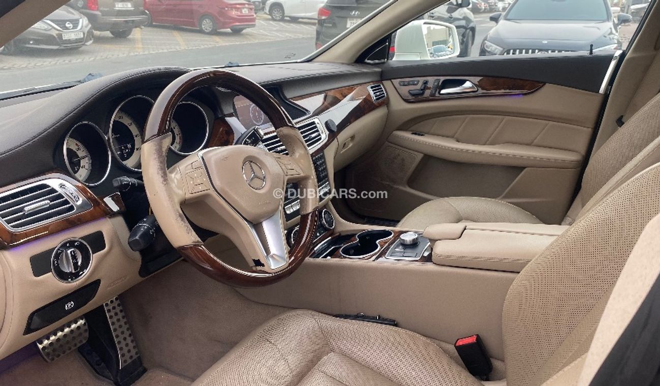 مرسيدس بنز CLS 550 4.6L V8
