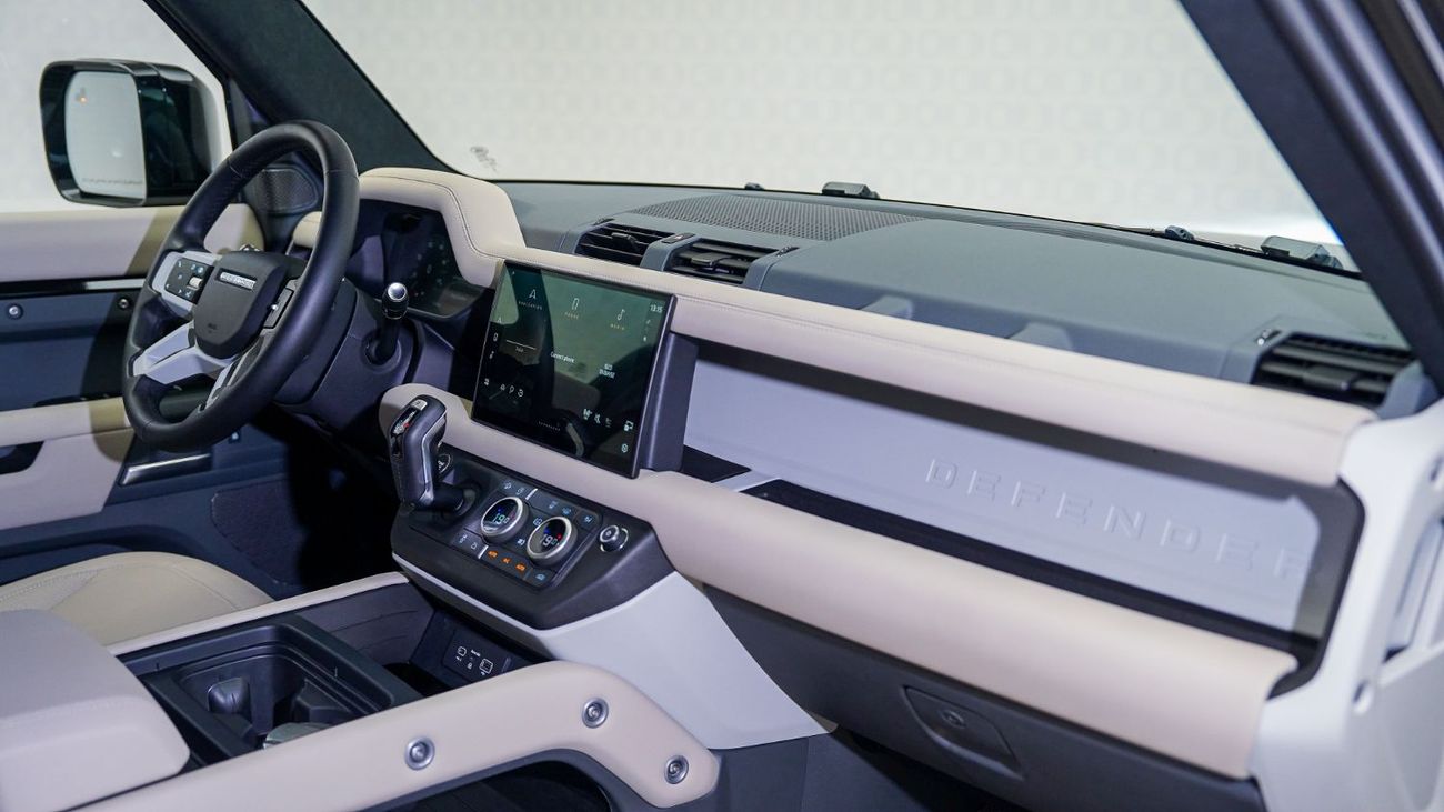 Land Rover Defender P400 110 S 3.0L (5 Seater) Widetrack | AED 5,412 PM | Warranty September 2029 | GCC