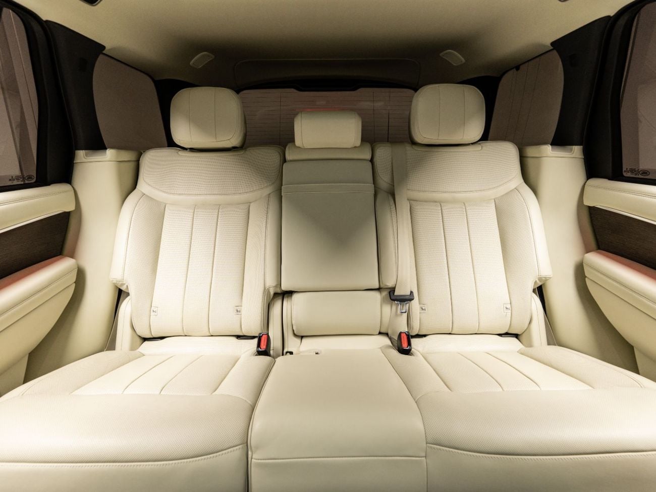 لاند روفر رينج روفر 2023 Range Rover HSE P400, 3.0TC I6, 4WD, 395bhp, 8 Speed Auto