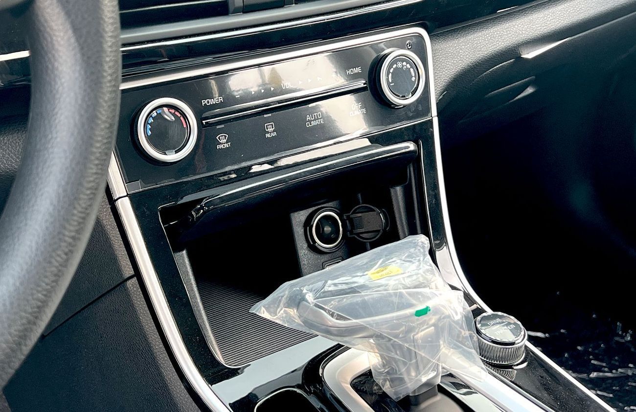 كيا سيلتوس 2025 stylish and versatile compact SUV (Export only)