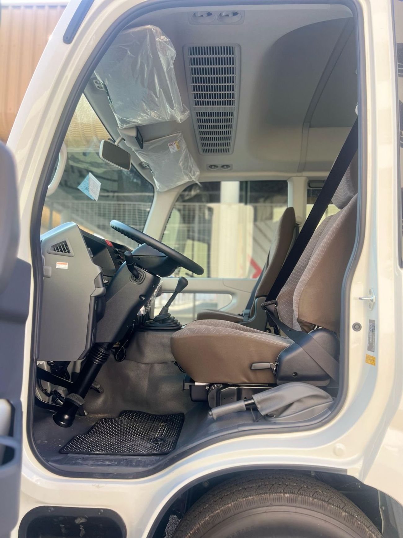 Toyota Coaster 4.0L DIESEL 23 SEATS