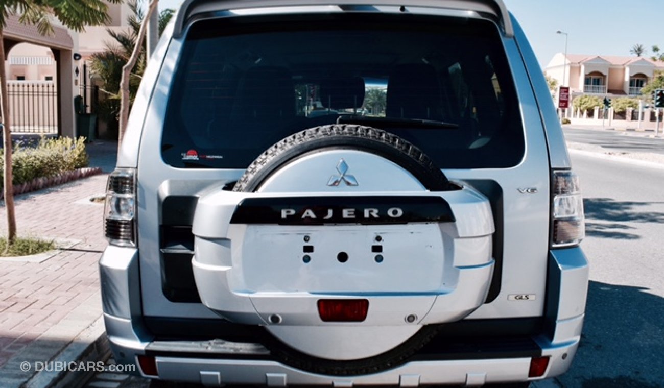 Mitsubishi Pajero 3.5 GLS V6